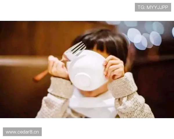 费钰婷训练完直接拎爱马仕去吃米其林，这谁顶得住啊